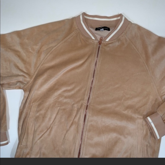Bomber Jacket - Picture 3 of 3